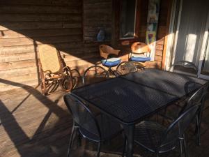 Maison bois bleu, en Cévennes