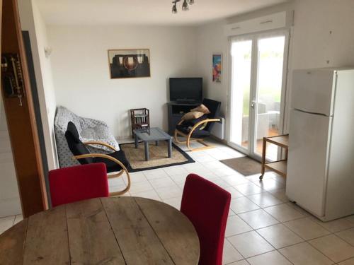 Maison bord de Lac de Pareloup
