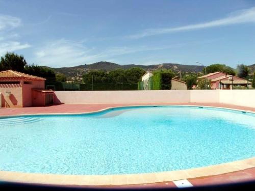 Maison Bormes-les-Mimosas, 2 pièces, 6 personnes - FR-1-251-273