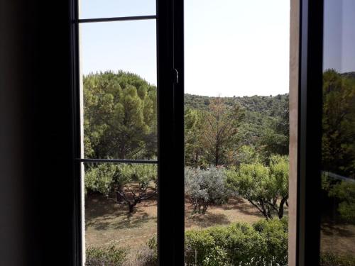 MAISON BOURGUES
