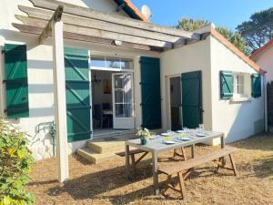 Maison de vacances Maison Bretignolles-sur-Mer, 5 pièces, 6 personnes - FR-1-231-266 28 rue des Trois Tours 85470 Bretignolles-sur-Mer Pays de la Loire