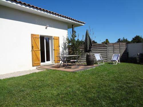 Maison calme avec jardin et parking privés