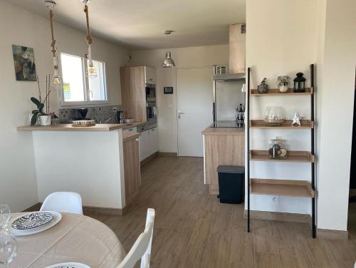 Maison calme familiale proche plages