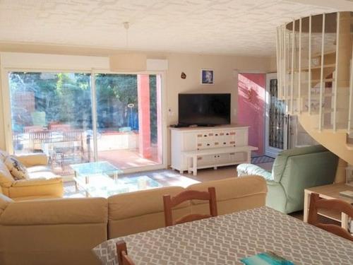 Maison Canet-en-Roussillon, 6 pièces, 10 personnes - FR-1-696-22