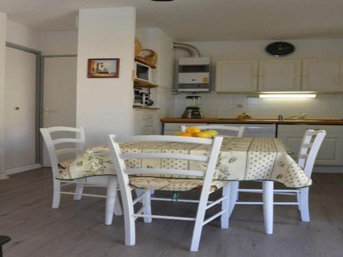 Maison Cap d'Agde, 3 pièces, 6 personnes - FR-1-607-49