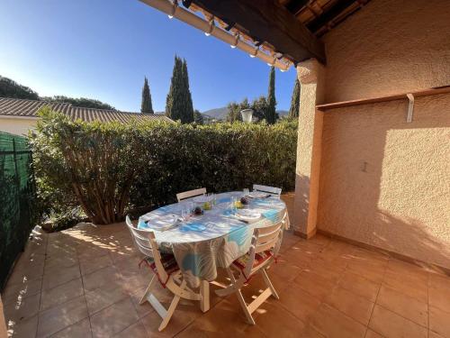 Maison Cavalaire-sur-Mer, 3 pièces, 4 personnes - FR-1-226B-135