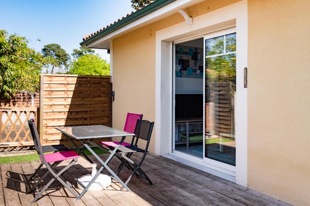 Maison chaleureuse 4Pers BASSIN PARK/JARDIN 42 Route des Lacs, 33470 Gujan-Mestras