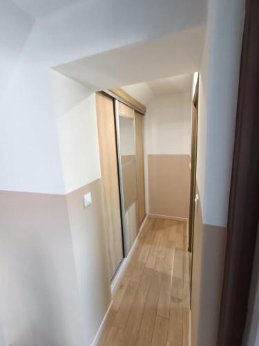 Maison chaleureuse avec netflix et ps5