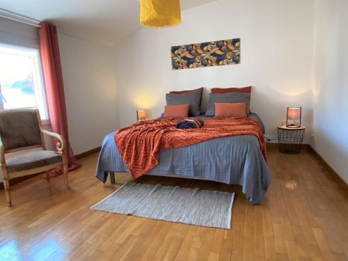 Maison chaleureuse*** avec patio et parking privé