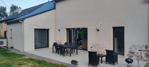 Maison Chaleureuse en Campagne