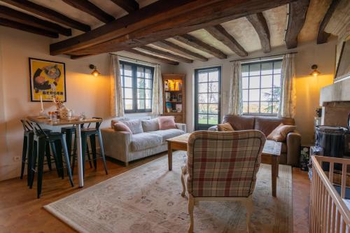 Maison chaleureuse-Grand jardin-Proche Saumur