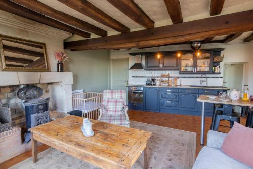 Maison chaleureuse-Grand jardin-Proche Saumur