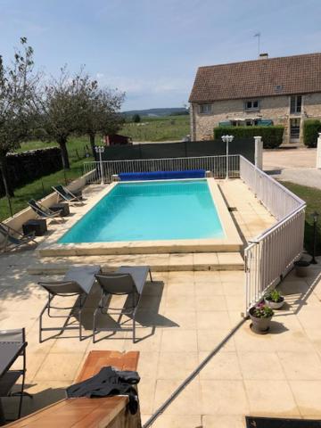 Maison champêtre au coeur de la campagne Le Gauchard, 71150 Fontaines