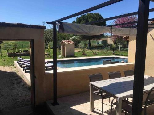 Maison Charentaise tout confort 20 couchages