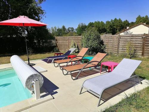 Maison climatisée de plein pied avec piscine