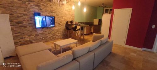 Maison cocooning salle de jeux jaccuzi
