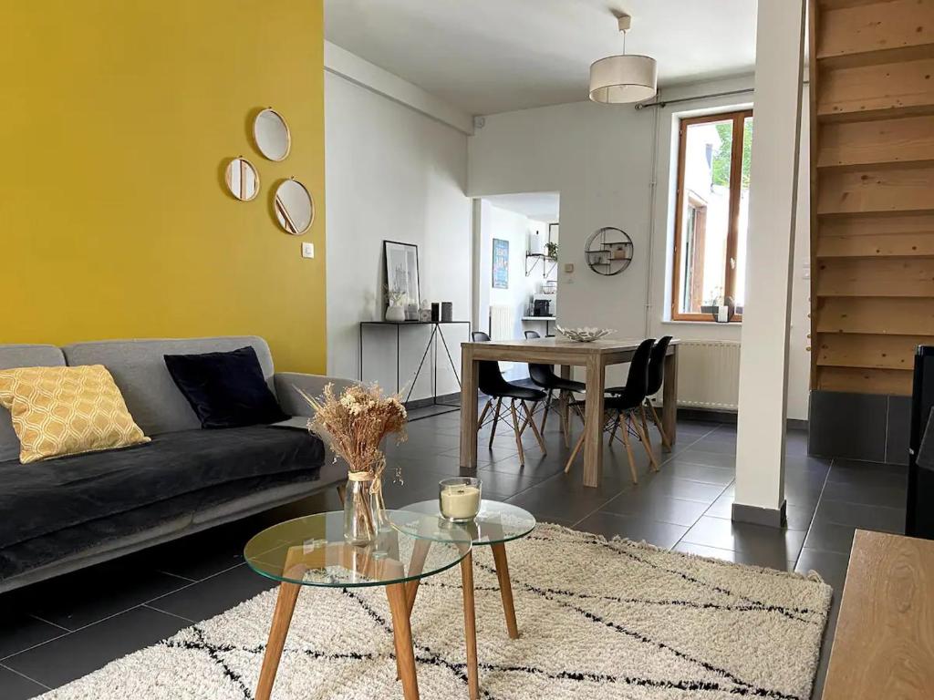 Maison de vacances Maison Cosy 6 Personnes proche toute commodité 35 Rue Hilarion Frémaux 59100 Roubaix