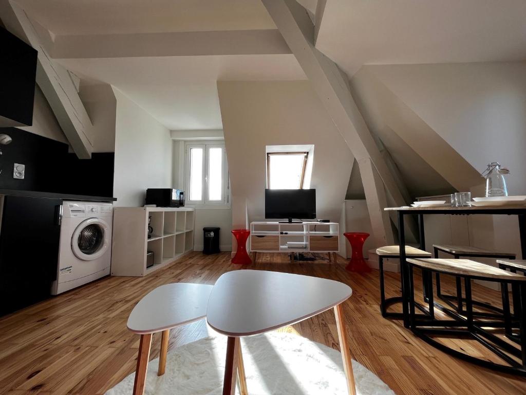 Maison Cosy avec terrasse à 10 minutes du centre ville