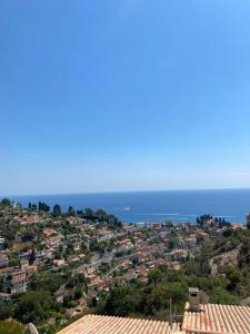 Maison de vacances Maison cosy et familiale avec vue sur la baie de Menton 1406 Route des Ciappes de Castellar 06500 Menton Provence-Alpes-Côte d\'Azur