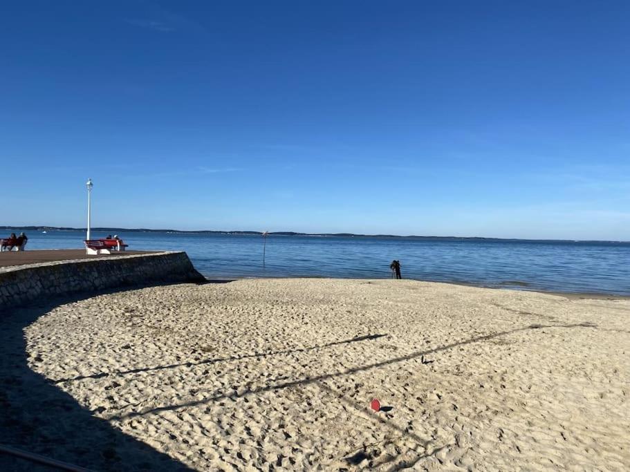 Maison de vacances Maison cosy, wifi terrasse, proche plage, gare, centre 2 Rue François de Sourdis 33120 Arcachon