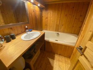 Maison Courchevel, 3 pièces, 4 personnes - FR-1-568-19