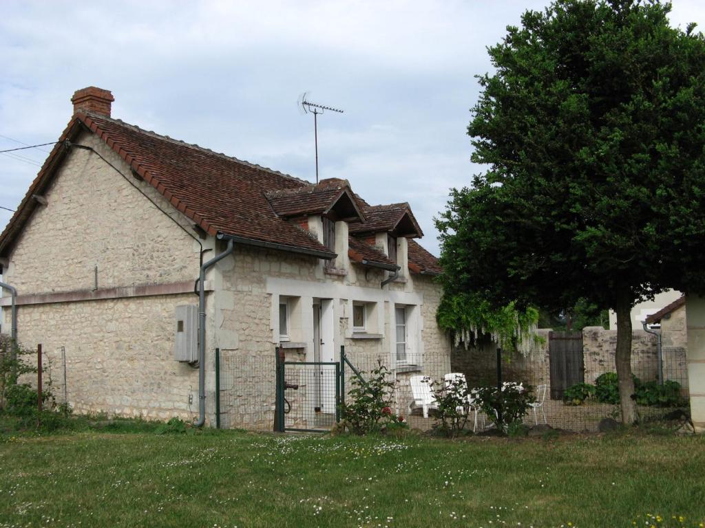 Maison Coussay-les-Bois, 3 pièces, 4 personnes - FR-1-541-38 43 Rue Principal, 86270 Coussay-les-Bois