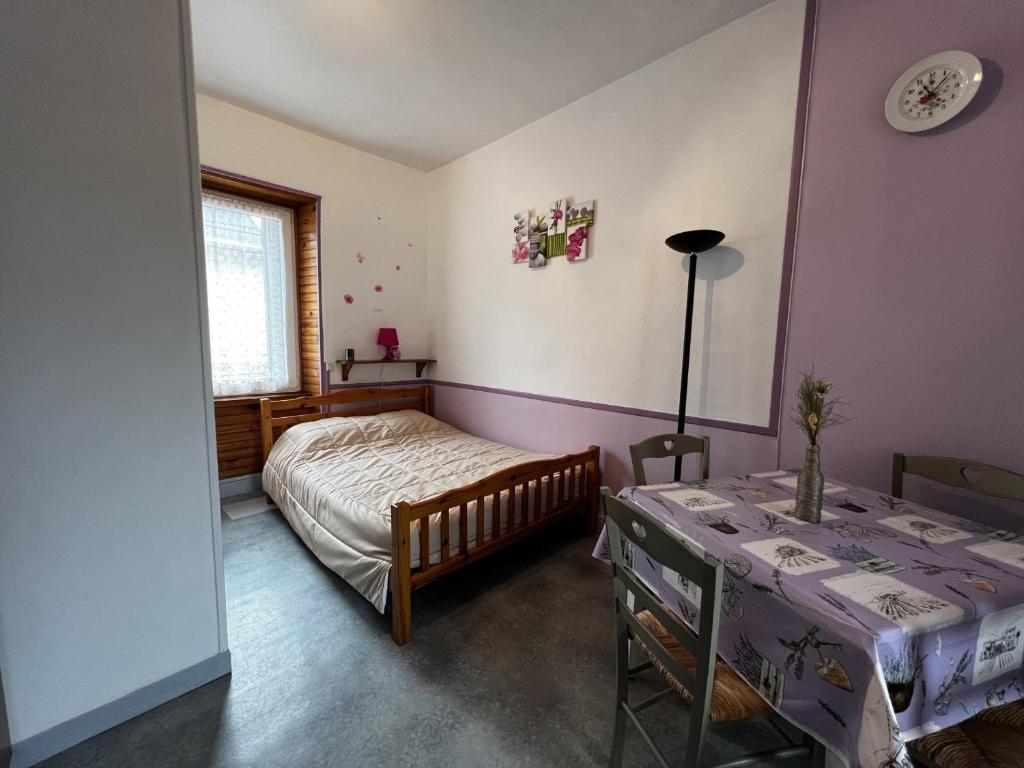 Maison d'une chambre a Sainte Marie du Mont a 100 m de la plage avec jardin clos et wifi 50480 Sainte-Marie-du-Mont