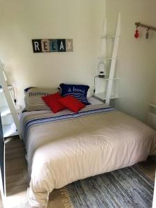 Maison d'une chambre avec jardin amenage et wifi a La BouillieB