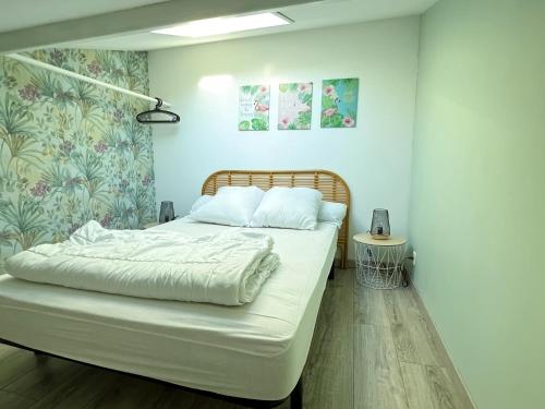 Maison d'une chambre avec jardin clos a Ares