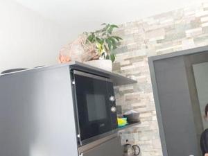 Maison d'une chambre avec jardin clos et wifi a Mornas