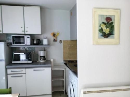 Maison d'une chambre avec piscine partagee spa et jardin clos a Digne les Bains