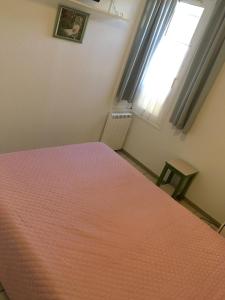 Maison d'une chambre avec piscine partagee spa et jardin clos a Digne les Bains