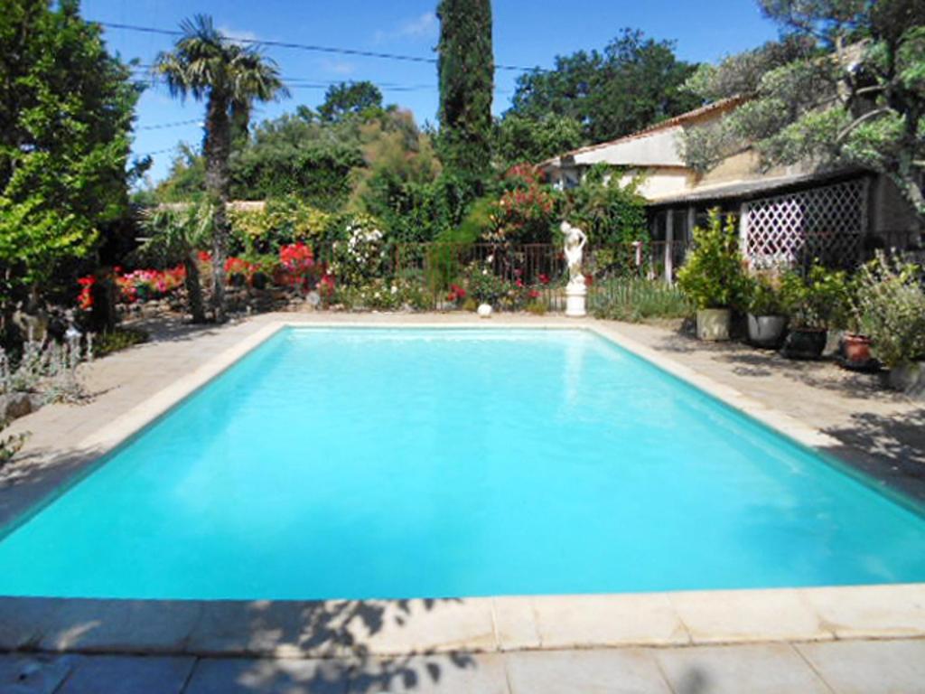 Maison d'une chambre avec piscine partagee terrasse amenagee et wifi a Pougnadoresse Chemin Du Serre, 30330 Pougnadoresse