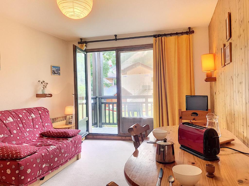 Maison d'une chambre avec vue sur la mer piscine partagee et jardin clos a Cogolin a 4 km de la plage 83310 Cogolin