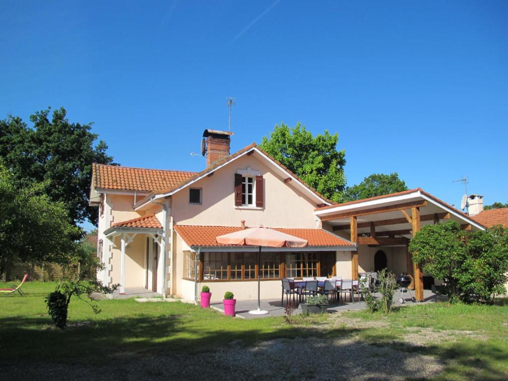 Maison dans écrin de verdure en Périgord noir