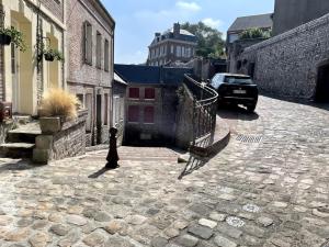 Maison dans quartier historique