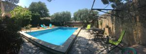 Maison Daumas Billard Français et Piscine