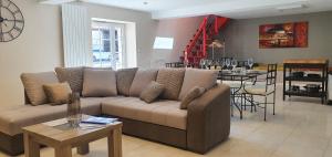 Maison de 120 m2 - BIZY Family -Gîtes