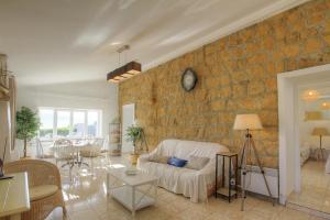 Maison de 2 chambres a Isolella Pietrosella a 100 m de la plage avec vue sur la mer jardin clos et wifi