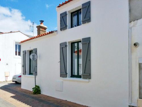 Maison de 2 chambres a Saint Gilles Croix de Vie a 300 m de la plage avec terrasse amenagee et wifi