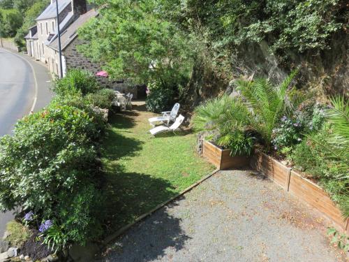 Maison de 2 chambres avec jardin amenage a Ploezal