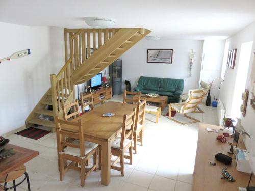 Maison de 2 chambres avec jardin amenage a Ploezal