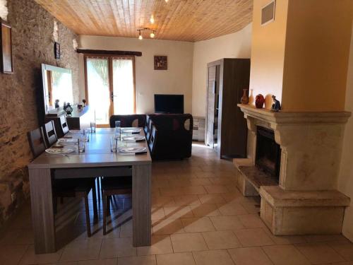 Maison de 2 chambres avec jardin amenage et wifi a Le Masnau Massuguies