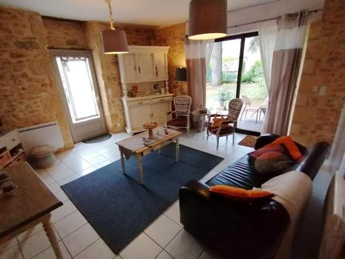 Maison de 2 chambres avec jardin amenage et wifi a Sarlat la Caneda C