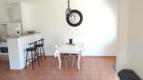 Maison de 2 chambres avec jardin clos a Aigues Mortes