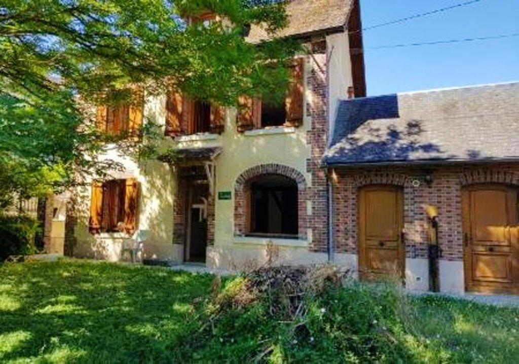 Maison de 2 chambres avec jardin clos et wifi a Cezy 20 Rue du Moulin d'en Bas Bourgogne-Franche-Comté, Yonne, 89410 Cézy