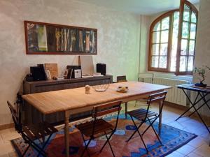 Maison de vacances Maison de 2 chambres avec jardin clos et wifi a Cezy 20 Rue du Moulin d'en Bas Bourgogne-Franche-Comté, Yonne 89410 Cézy Bourgogne