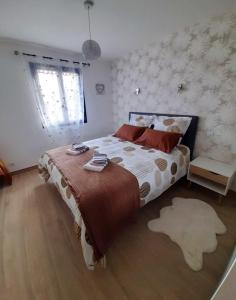 Maison de 2 chambres avec jardin clos et wifi a Coltines