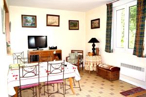 Maison de 2 chambres avec jardin clos et wifi a Itteville