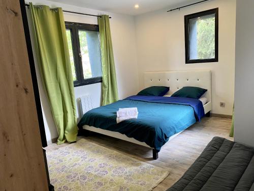 Maison de 2 chambres avec jardin clos et wifi a Montmorency